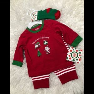 Adorable 3 piece Christmas Outfit; Size 3 months